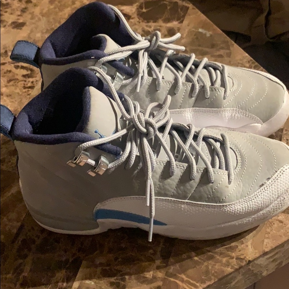 kids jordan 12s